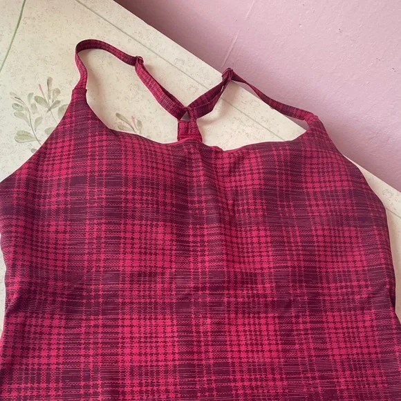 NWT outdoor voices pomegranate plaid  tank top - Picture 3 of 9